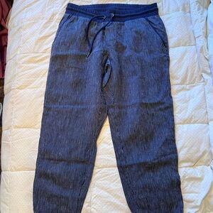 Athleta Capri Pants